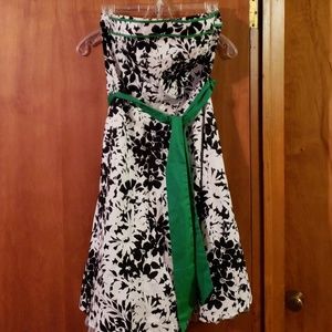 Strapless dress